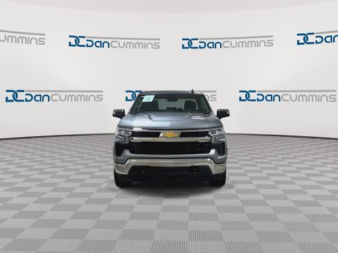 Used 2023 Chevrolet Silverado 1500 LT AWD/4WD image 4