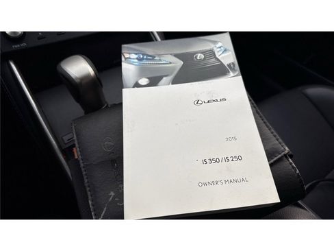 Used 2015 Lexus IS 250 RWD image 22