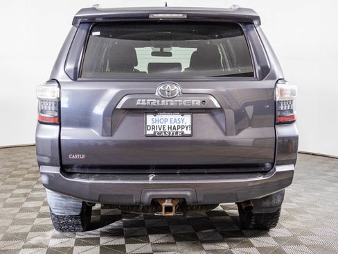 Used 2015 Toyota 4Runner SR5 image 12