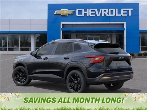 New 2026 Chevrolet Trax ACTIV FWD image 3