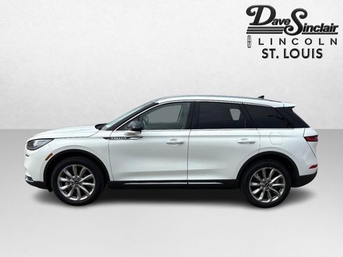 Used 2022 Lincoln Corsair FWD w/ Premium Package image 8