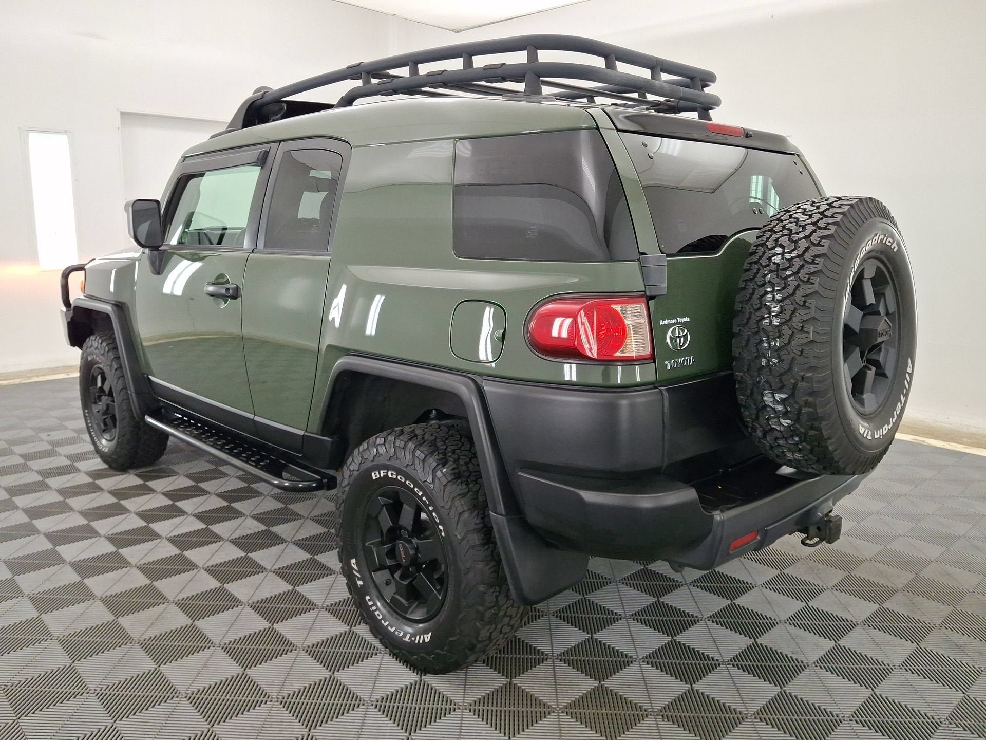 Used 2011 Toyota FJ Cruiser 4WD w/ Trail Teams Special Edition image 21