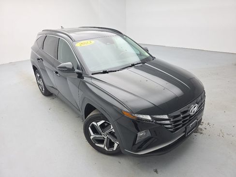 Used 2023 Hyundai Tucson SEL w/ Convenience Package AWD/4WD image 2