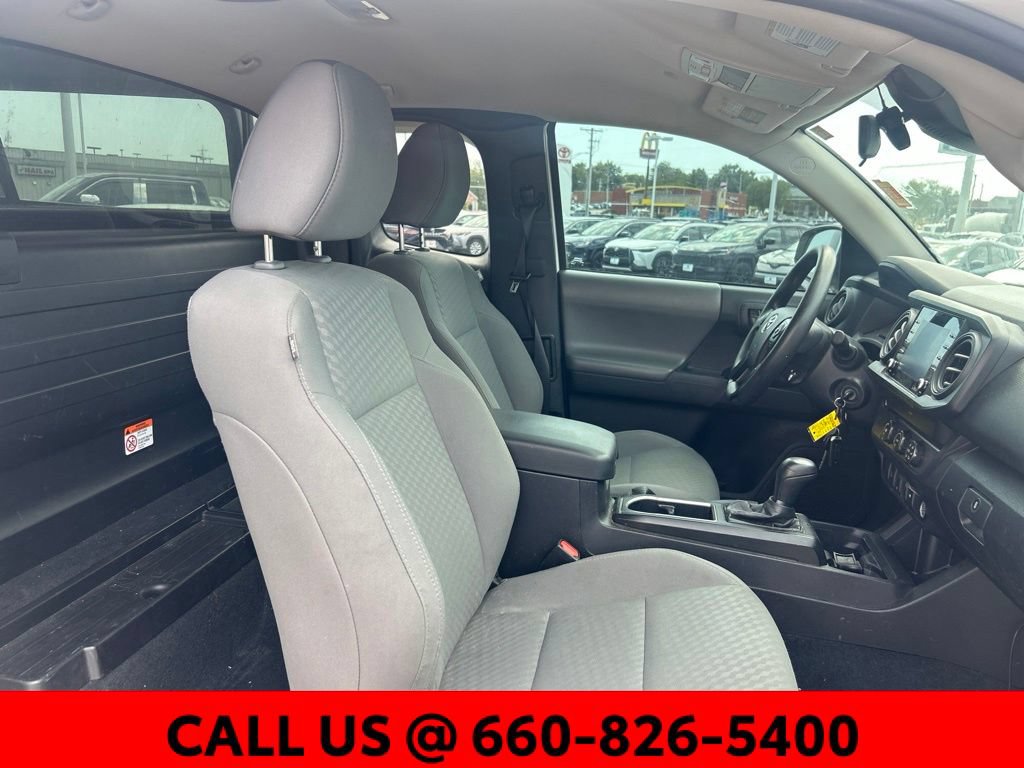 Used 2022 Toyota Tacoma SR RWD image 5