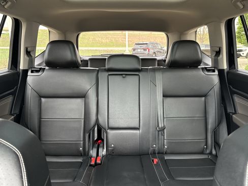Used 2023 Volkswagen Atlas SE w/ Panoramic Sunroof Package AWD/4WD image 10