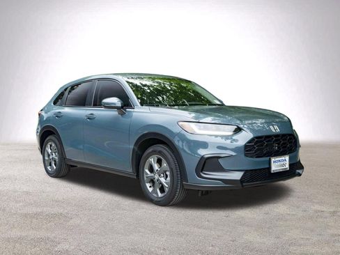 Used 2026 Honda HR-V LX image 2
