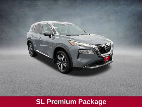 Used 2023 Nissan Rogue SL w/ SL Premium Package image 9