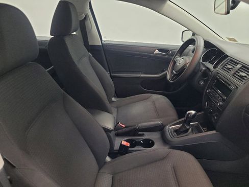 Used 2015 Volkswagen Jetta S image 21