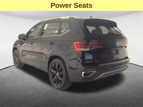 Used 2023 Volkswagen Taos SE w/ Black Wheel Package AWD/4WD image 8