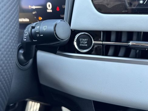 New 2026 Mitsubishi Outlander SEL FWD image 16