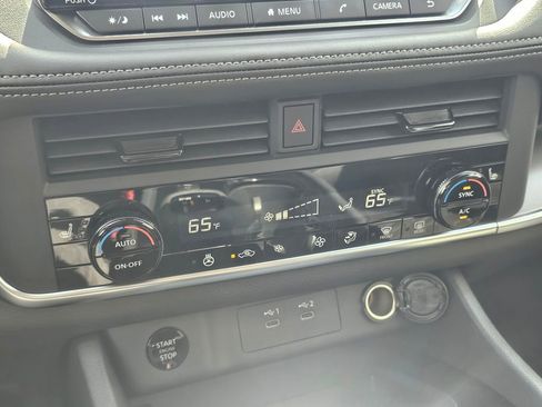 New 2026 Nissan Rogue SV w/ Cold Weather Package AWD/4WD image 22