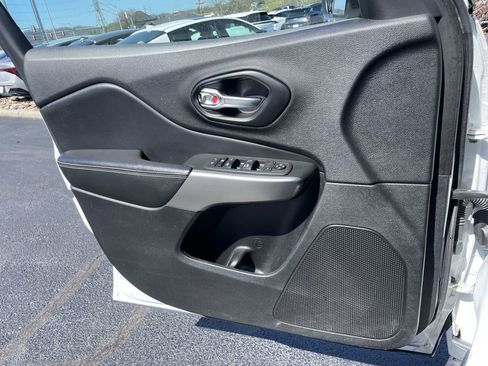 Used 2021 Jeep Cherokee Latitude Lux 80th Anniv w/ Quick Order Package 26U 80TH image 20