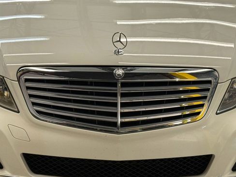 Used 2011 Mercedes-Benz E 350 Sedan image 5
