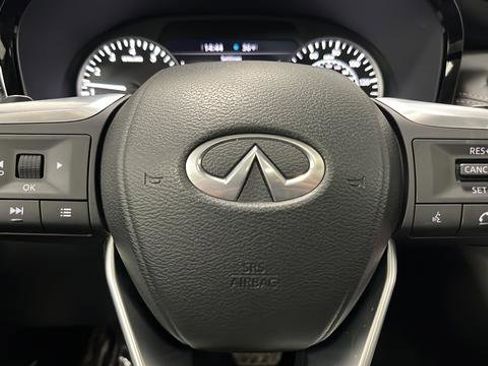 Used 2023 INFINITI QX60 Pure image 16
