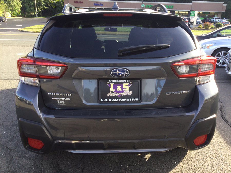 Used 2021 Subaru Crosstrek 2.0i Premium AWD/4WD image 9