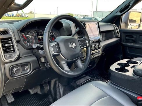 New 2026 RAM 5500 Tradesman w/ Chrome Appearance Group image 9