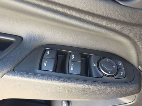 Used 2024 Chevrolet Equinox LT FWD image 29