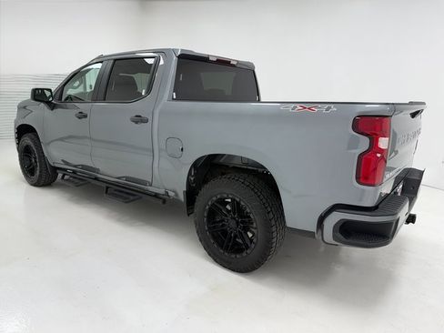 Used 2020 Chevrolet Silverado 1500 Custom w/ Custom Value Package image 38