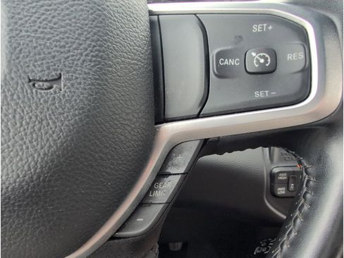 Used 2024 RAM 2500 Big Horn image 25