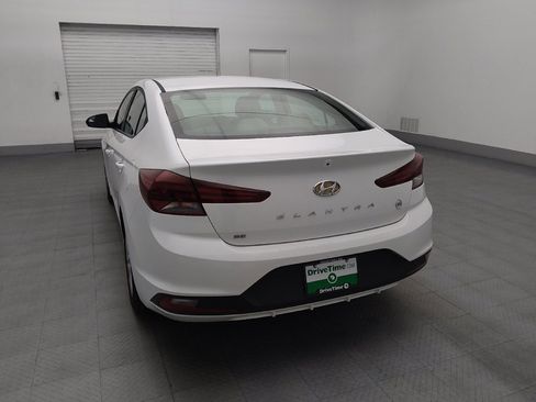 Used 2019 Hyundai Elantra SE FWD image 6