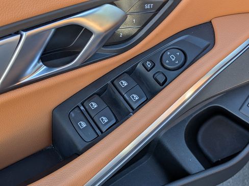 Certified 2023 BMW 330i 330i w/ M Sport Package image 15