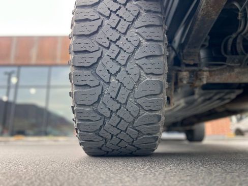 Used 2014 Ford F150 Lariat w/ Equipment Group 501A Mid image 32