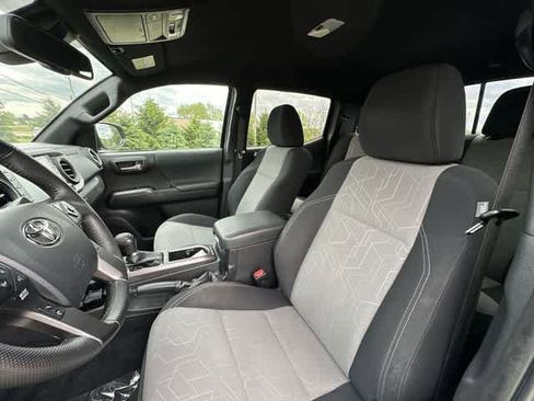 Used 2023 Toyota Tacoma TRD Sport w/ Black Out Package (TMS) AWD/4WD image 15