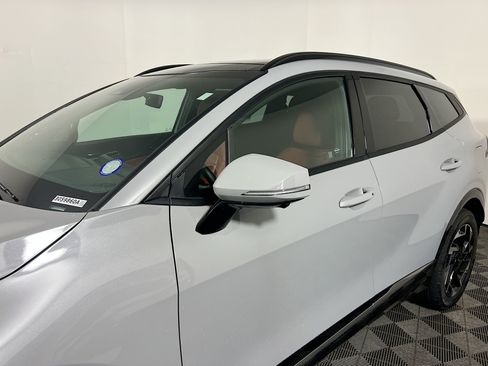 Used 2024 Kia Sportage SX AWD/4WD image 12