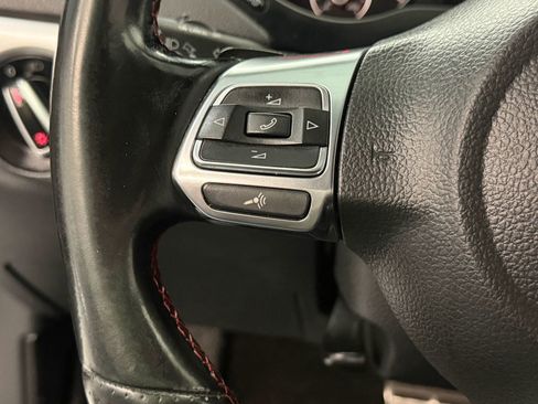 Used 2014 Volkswagen Jetta GLI image 28