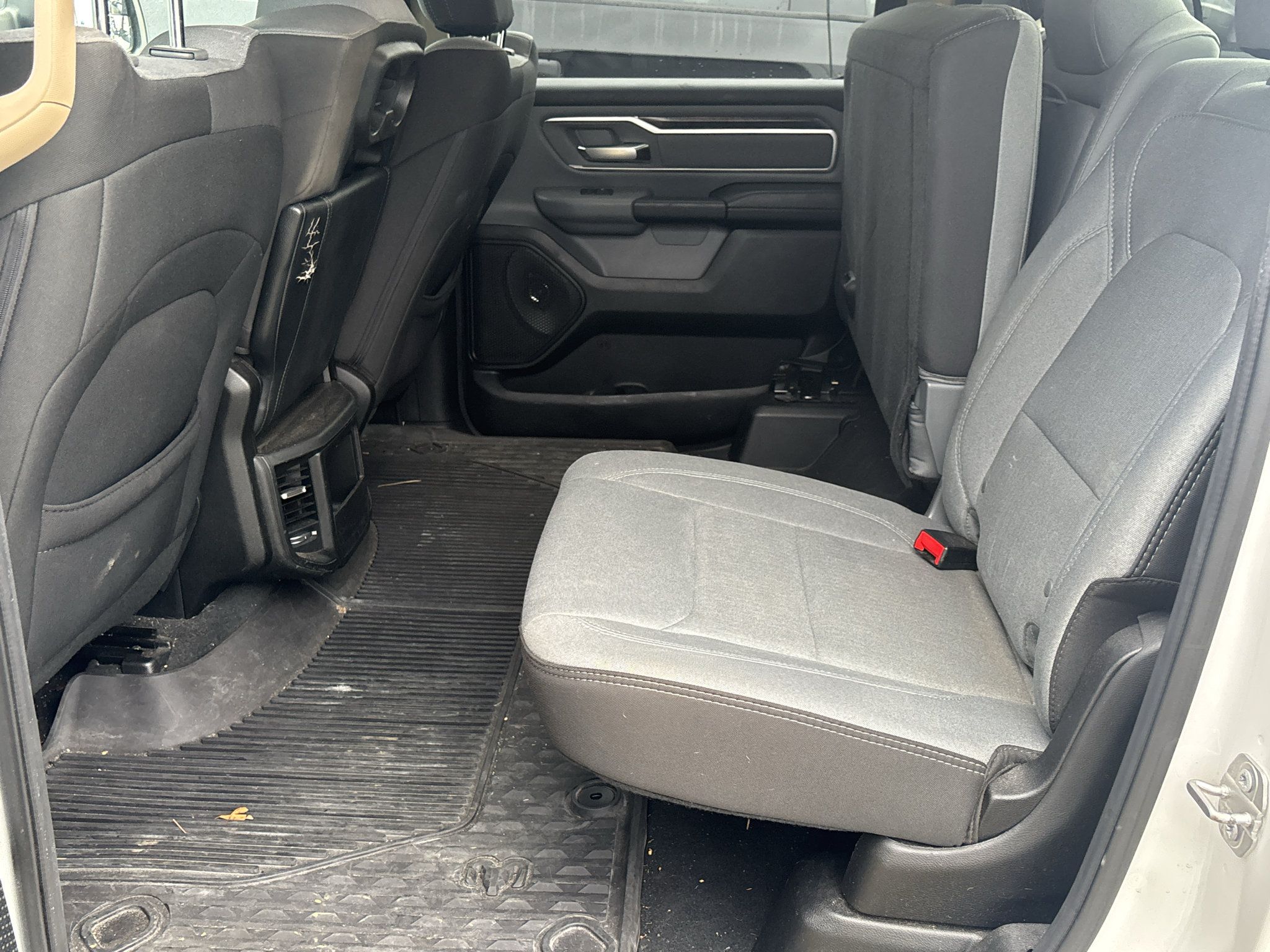 Used 2019 RAM 1500 Big Horn RWD image 5