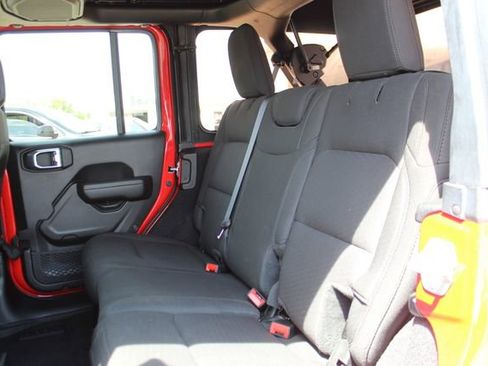 Used 2023 Jeep Wrangler Unlimited Sport AWD/4WD image 25