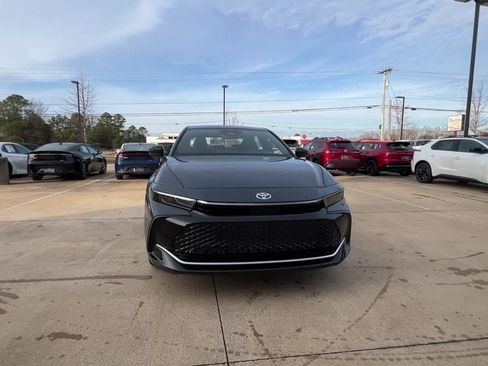 New 2026 Toyota Crown XLE image 9