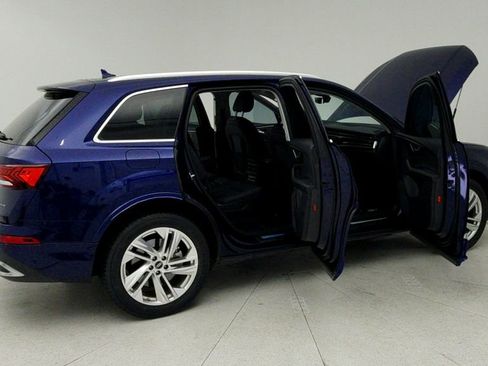 Used 2023 Audi Q7 3.0T Premium w/ Convenience Package AWD/4WD image 13
