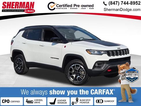 Certified 2025 Jeep Compass Trailhawk AWD/4WD image 1