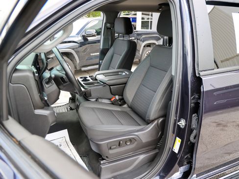 Used 2024 Chevrolet Silverado 1500 LT RWD image 37