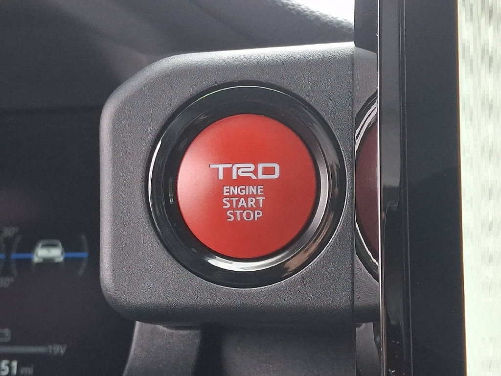 Used 2024 Toyota Tacoma TRD Off-Road w/ TRD Off Road Upgrade Package AWD/4WD image 22