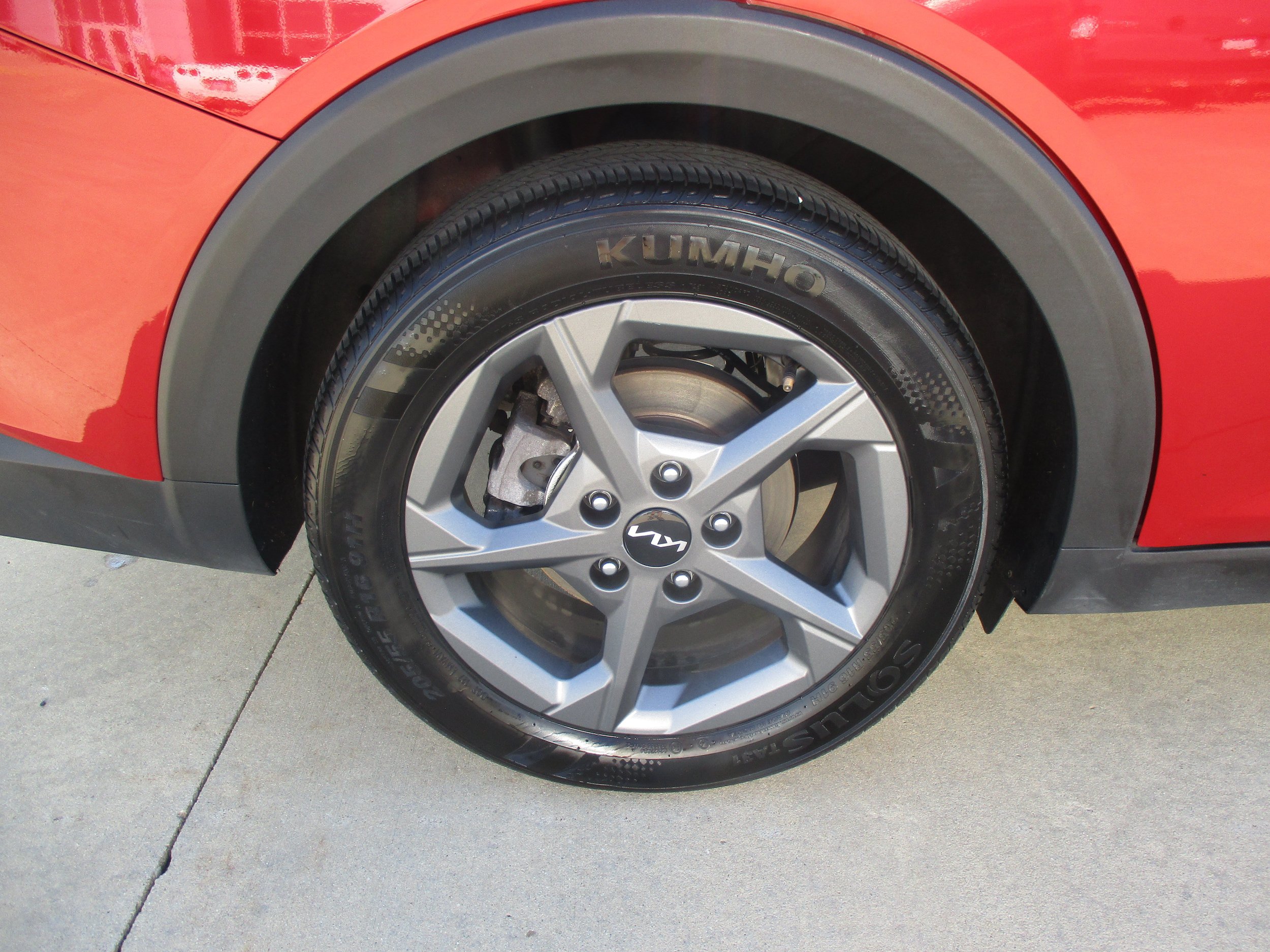 Used 2025 Kia K4 FWD image 11