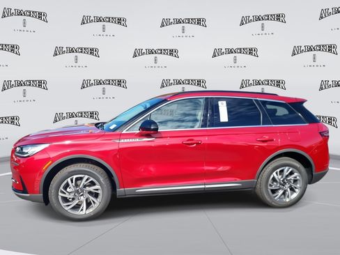 New 2026 Lincoln Corsair Premiere image 2