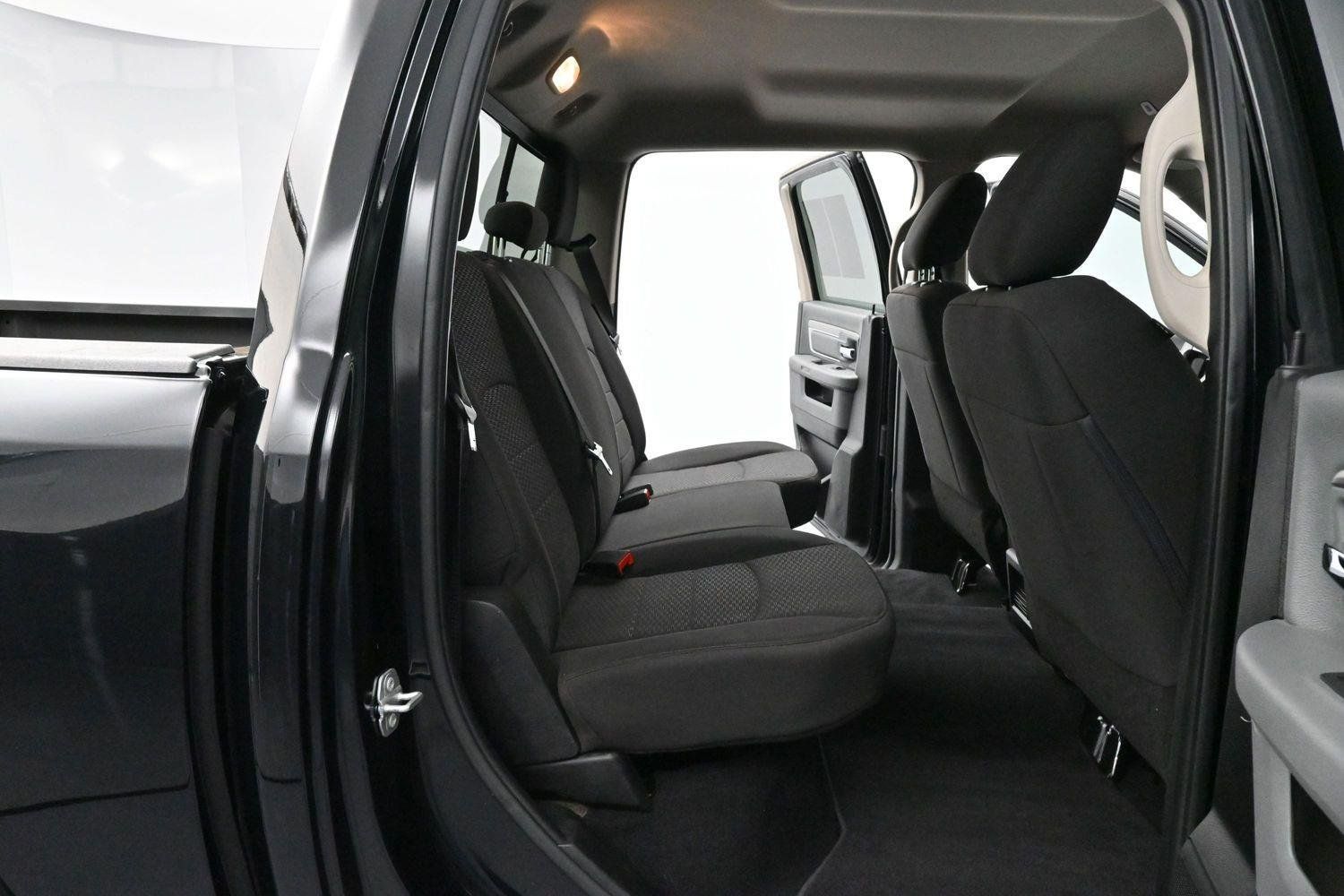 Used 2020 RAM 1500 Warlock AWD/4WD image 28