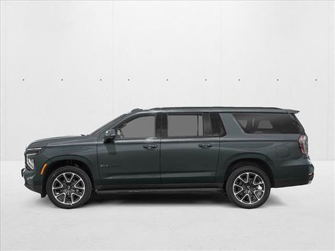 New 2026 Chevrolet Suburban RST AWD/4WD image 3