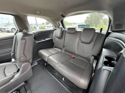 Used 2019 Honda Odyssey Elite image 16