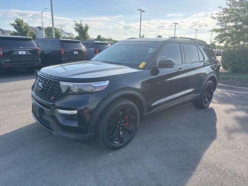 Used 2020 Ford Explorer ST w/ ST Street Pack AWD/4WD image 3