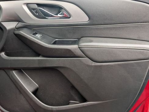 Certified 2023 Chevrolet Traverse LT image 36