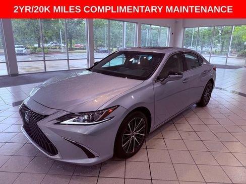 Certified 2022 Lexus ES 350 w/ Premium Package FWD image 3