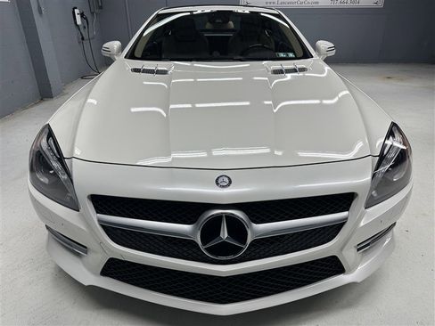 Used 2014 Mercedes-Benz SL 550 image 16