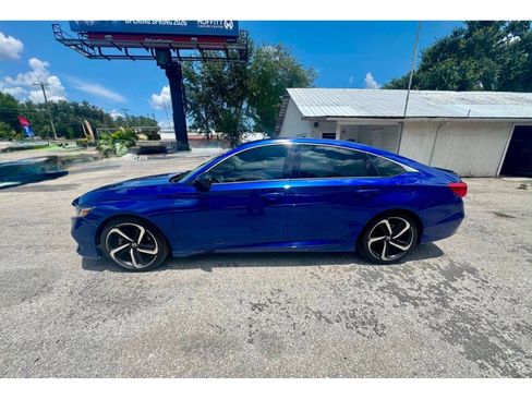 Used 2022 Honda Accord Sport image 6