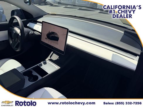 Used 2022 Tesla Model Y Performance AWD/4WD image 7