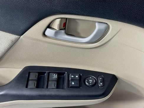 Used 2013 Honda Civic LX image 21