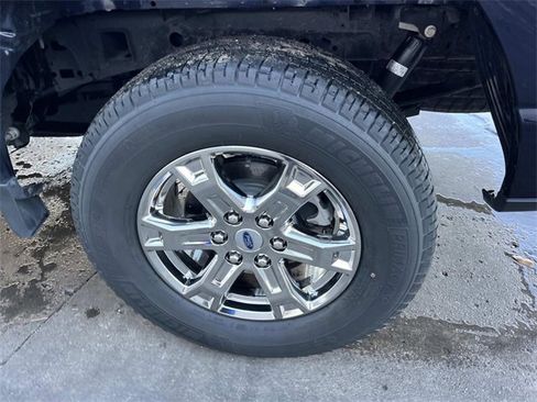 Used 2022 Ford F150 XLT w/ Equipment Group 302A High image 11