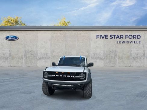 Used 2023 Ford Bronco Wildtrak AWD/4WD image 3